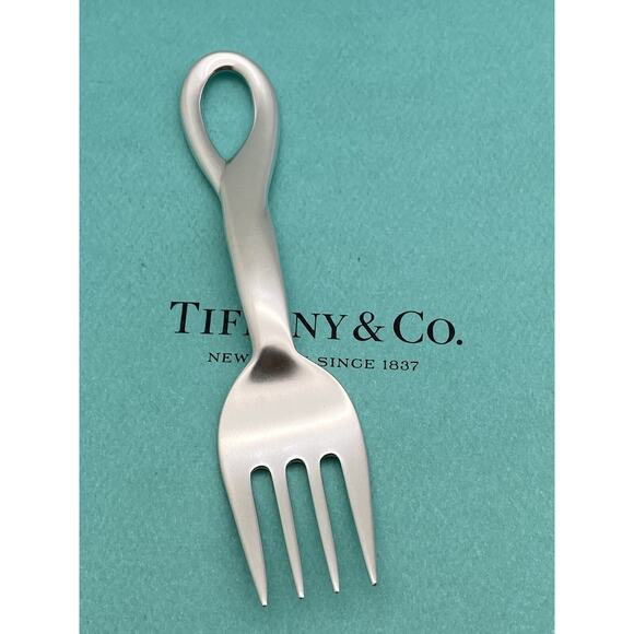 Tiffany & co. sterling silver peretti baby feeding fork